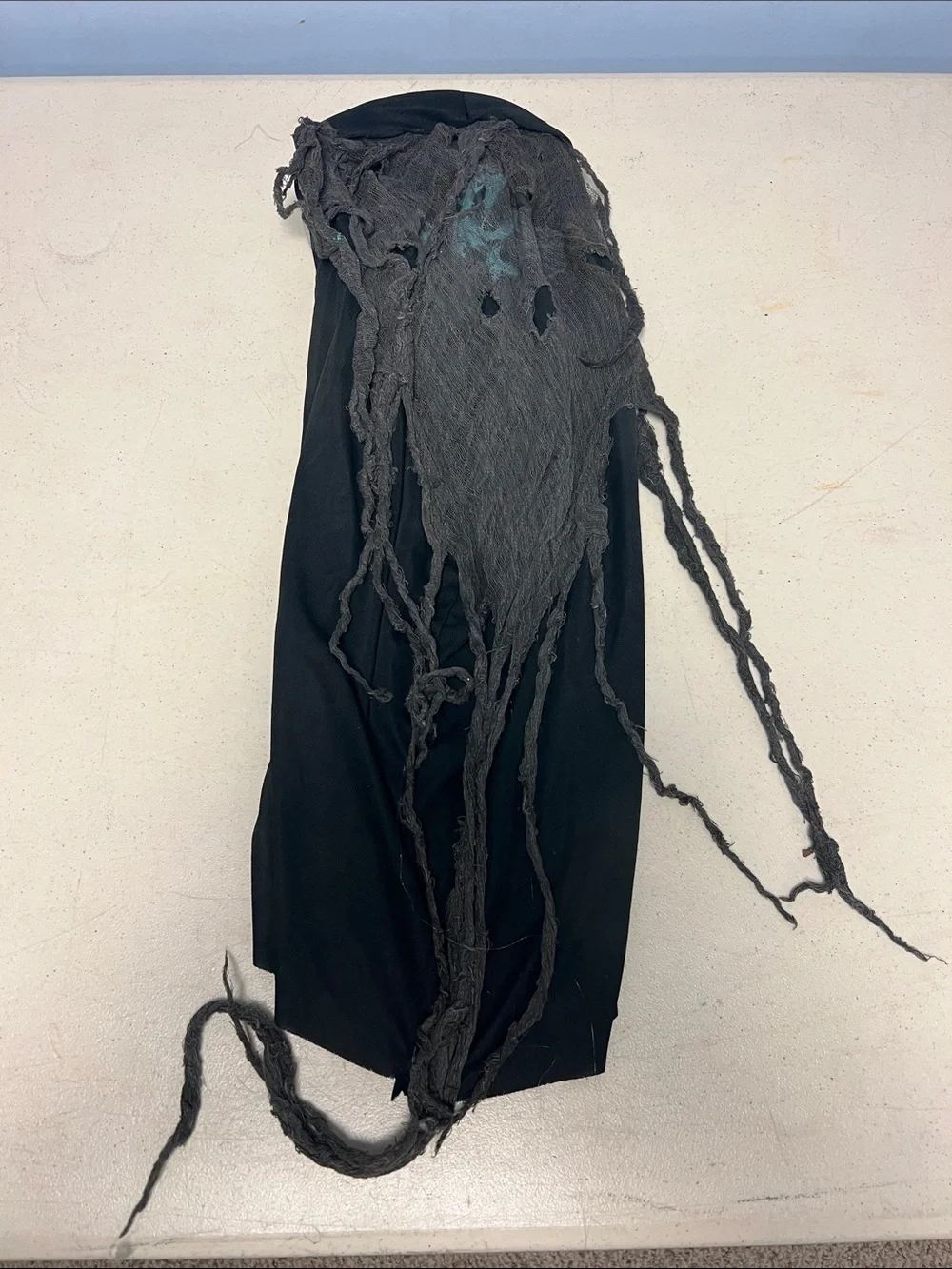 Kids Ghostly Scream Hooded Costume in Black and Pale Blue